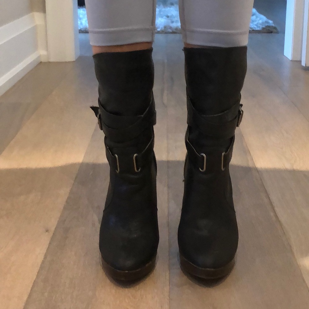 Leather boots - Picture 3 of 3